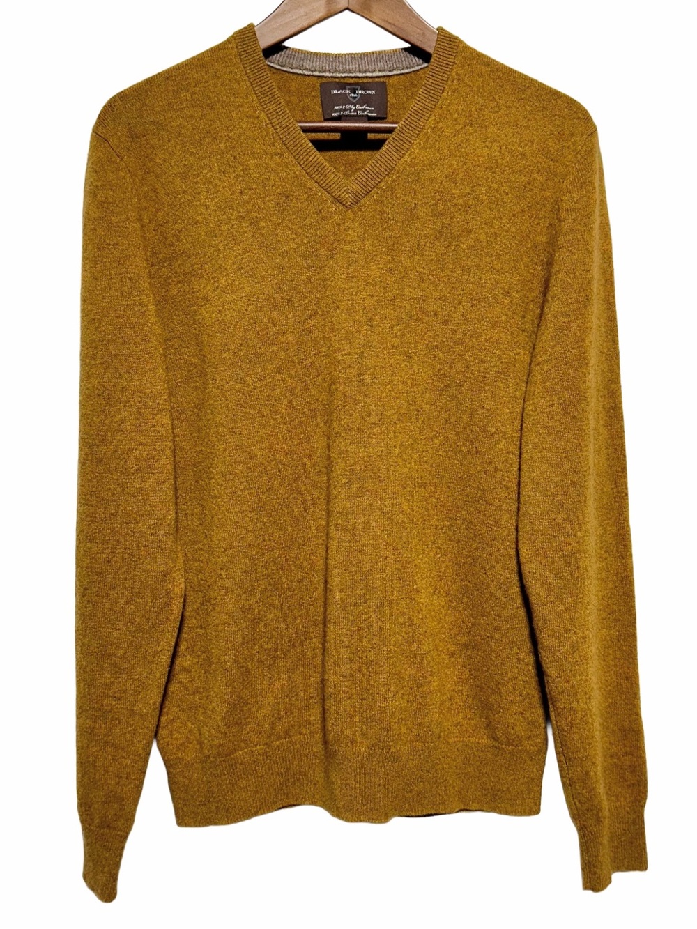 Black Brown 1826 100% Cashmere V Neck Sweater Mustard Gold M